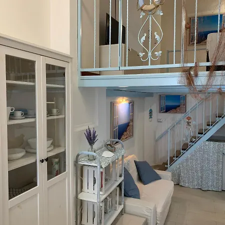 Bed and Breakfast Loft *